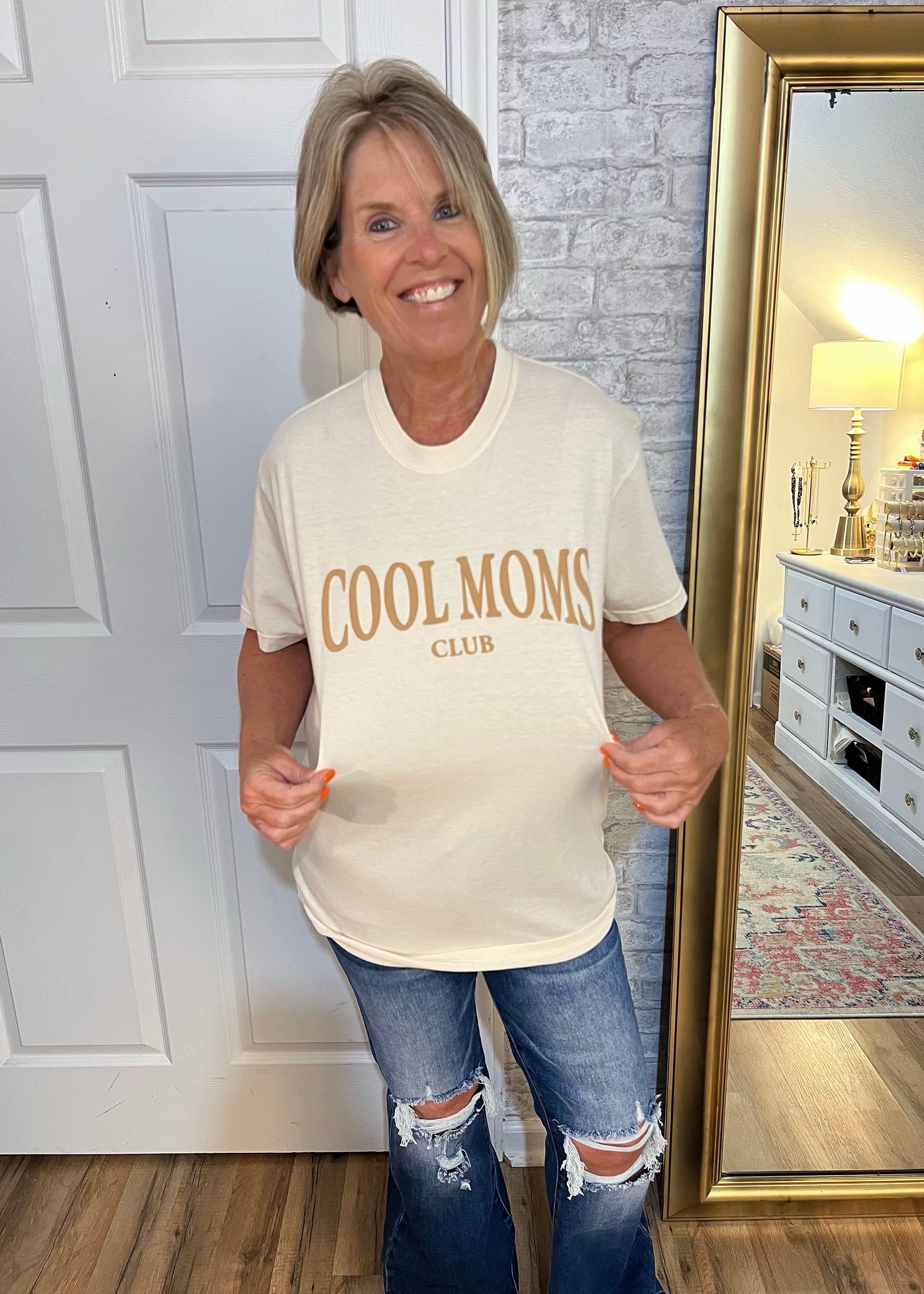 Cool Moms Club Tee