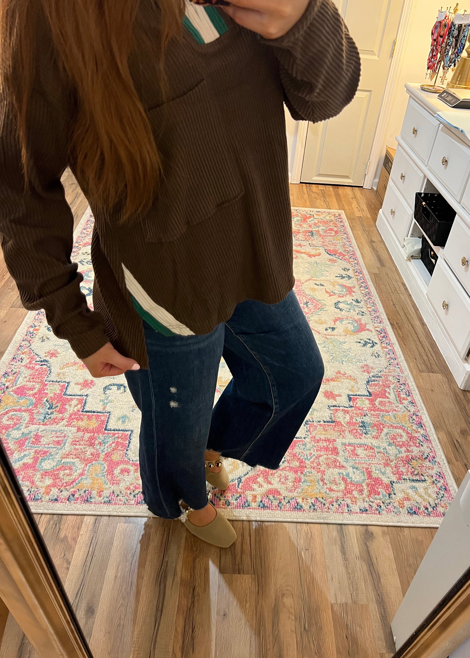 Up close of the side slit 