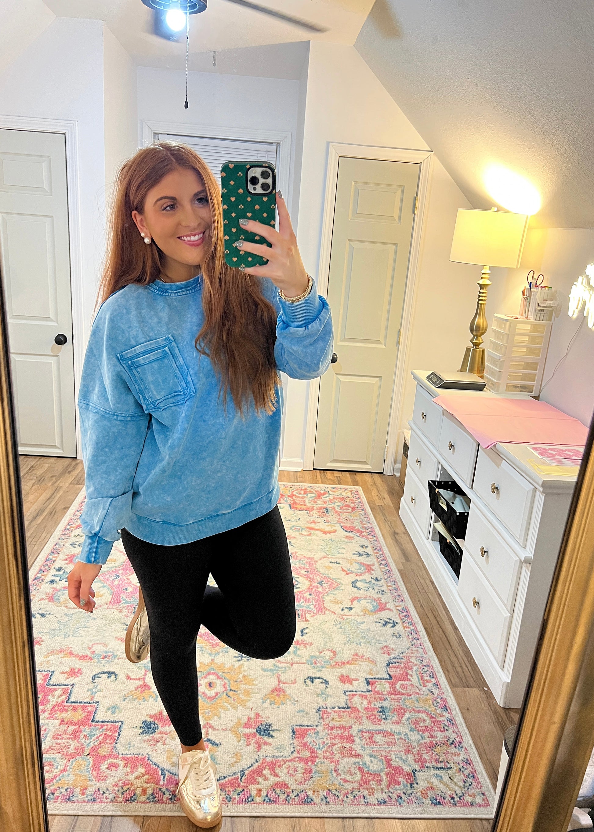 Women’s blue cozy pullover, acid wash, front pocket